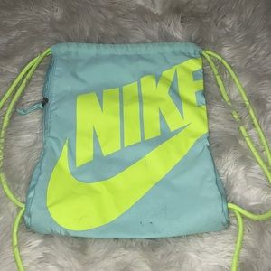 nike drawstring bag